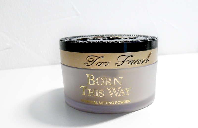 Too Faced- Born This Way Setting Powder