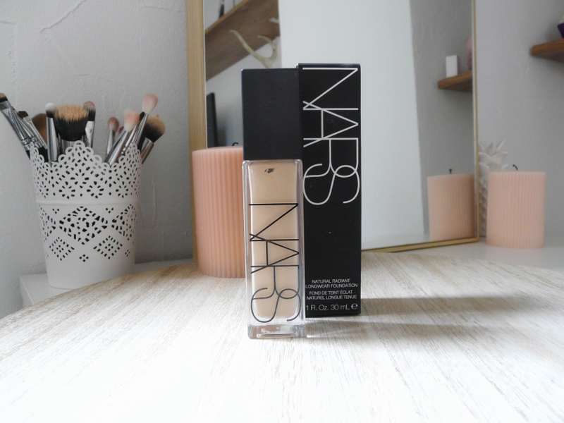 Natural Radiant Longwear Fundation - Nars