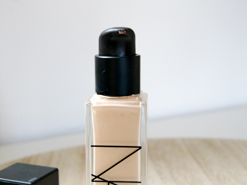 Natural Radiant Longwear Fundation - Nars